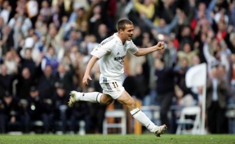 article-1194729-030FD72E0000044D-434_468x286