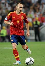 Andrés_Iniesta_Euro_2012_vs_France_02