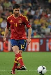 Xabi_Alonso_Euro_2012_vs_France_02