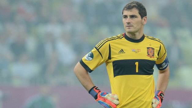 Treinta y cuatro primaveras para Iker&nbsp;Casillas